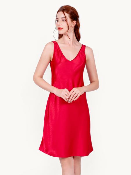 Hộp quà 20/10 - đầm ngủ tổng hợp lụa Satin hai dây dáng ngắn và đầm Satin cộc tayVERA