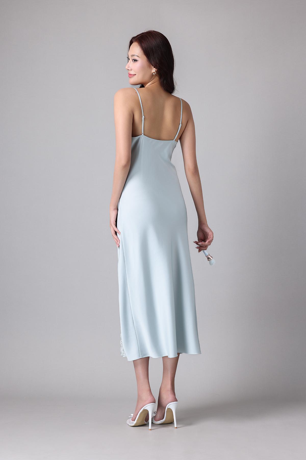 Đầm dài Vera by Chipu satin trơn phối ren - C0044