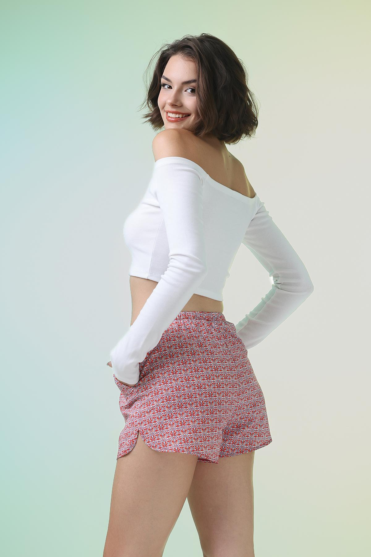 Quần short nữ Vera kate in - V0756