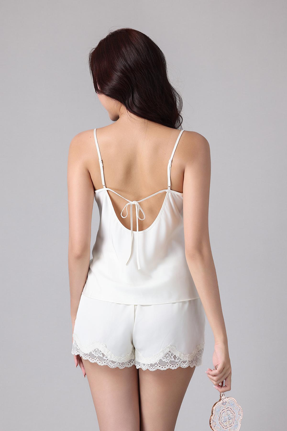Bộ short Vera by Chipu satin trơn phối ren - C0051