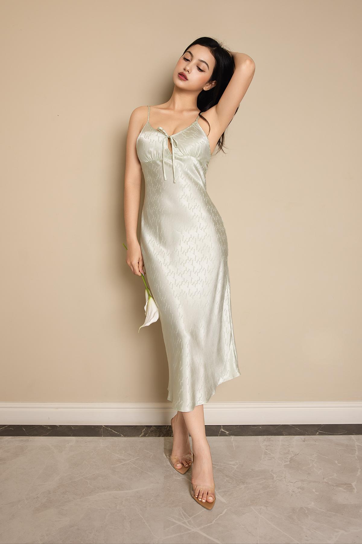 Đầm lửng Vera satin Jacquard hai dây - V0784
