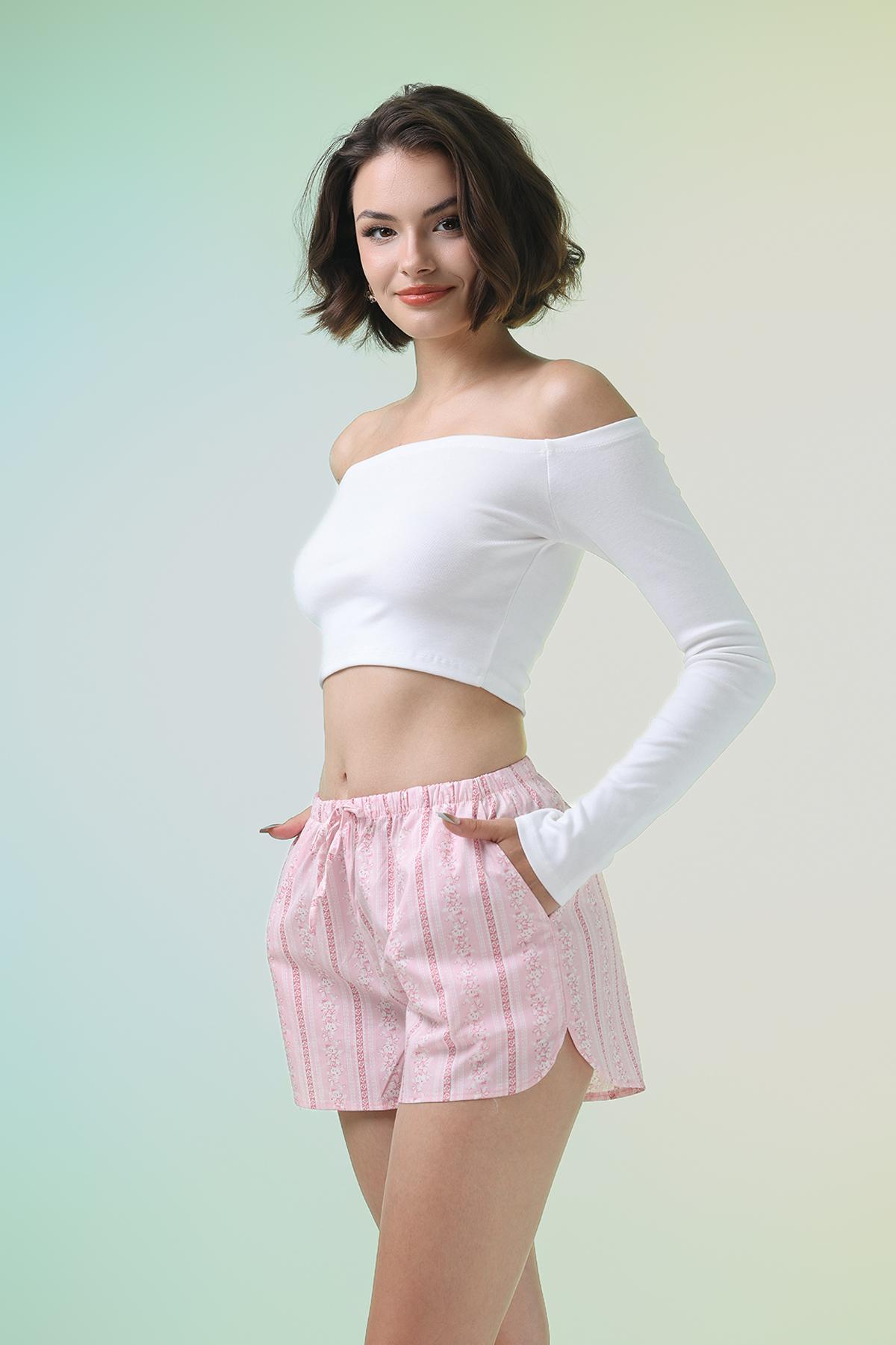 Quần short nữ Vera kate in - V0756