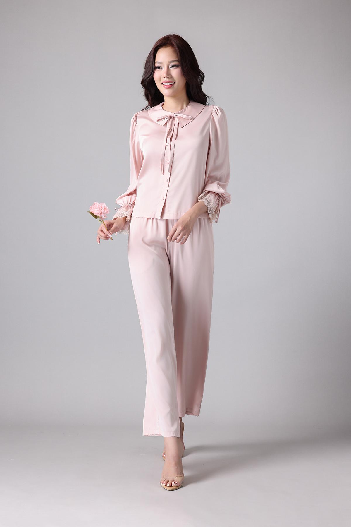 Bộ pijama dài Vera by Chipu satin trơn phối ren - C0052