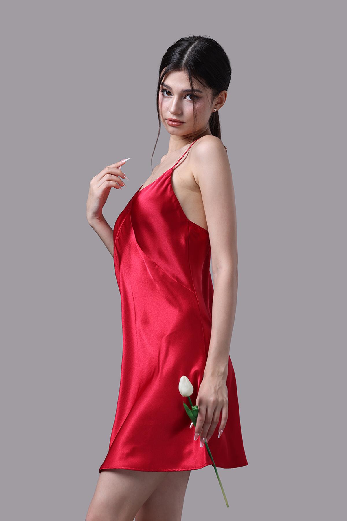 Đầm ngắn nữ Vera satin trơn hai dây - V0676