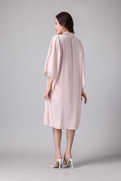 Áo khoác kimono Vera by Chipu satin trơn phối ren - C0045