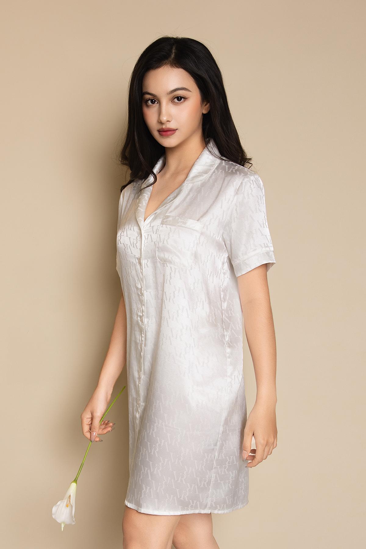 Đầm pijama Vera satin Jacquard tay ngắn - V0782