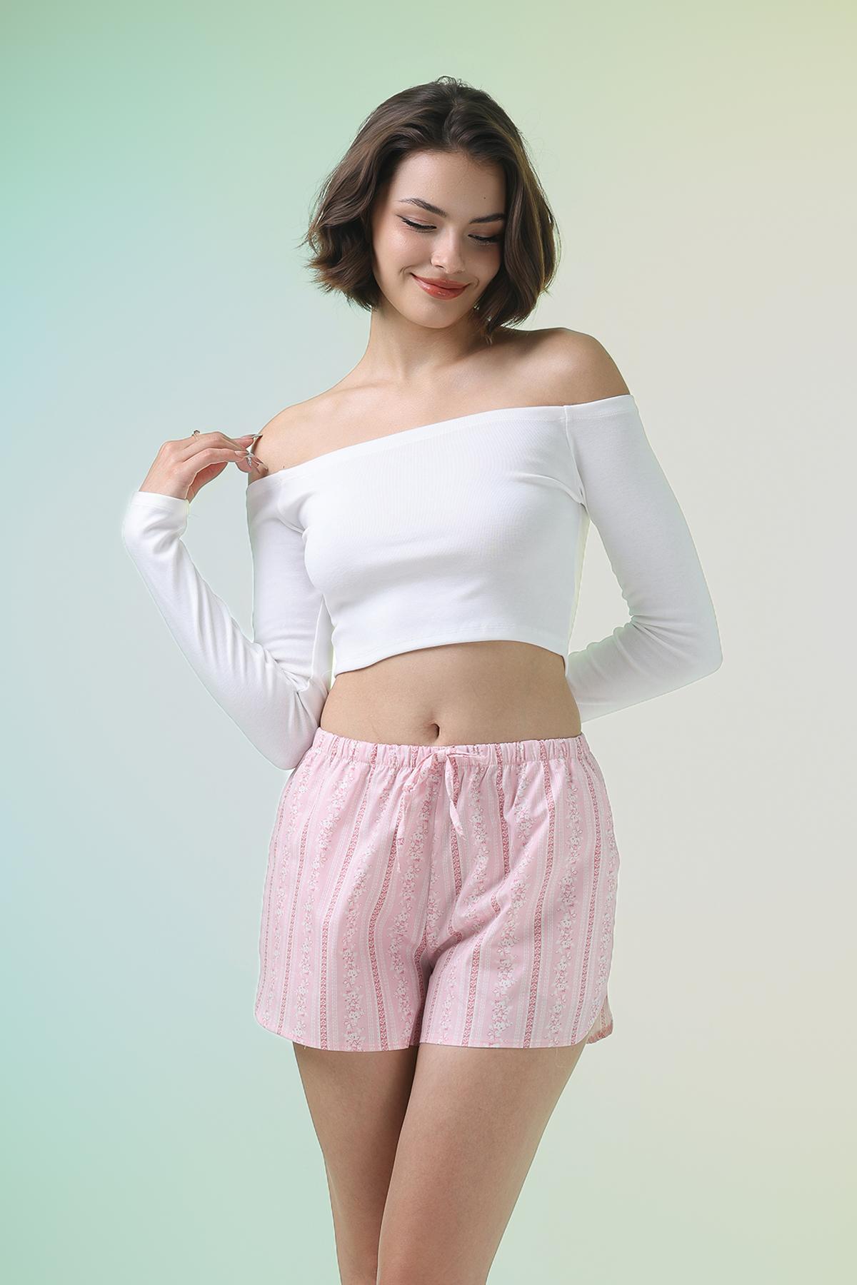 Quần short nữ Vera kate in - V0756