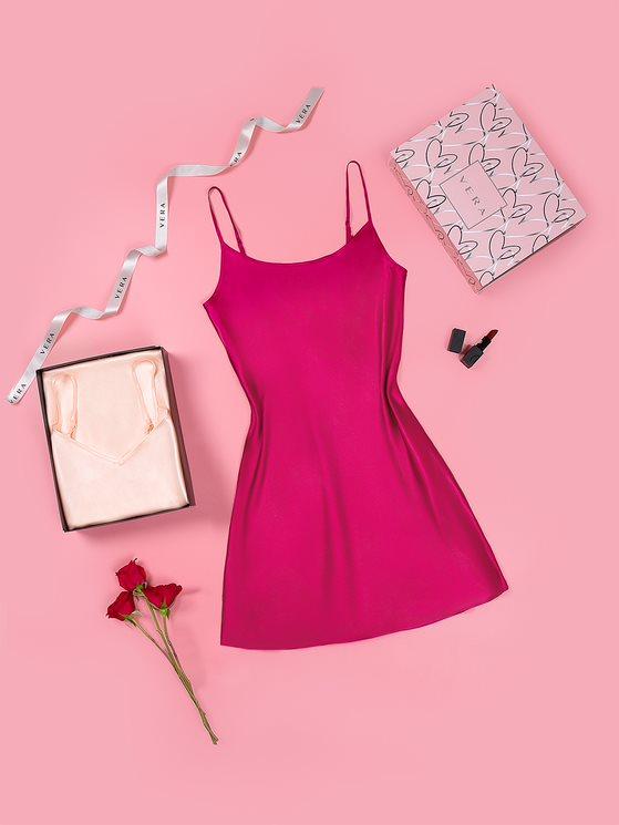 Hộp quà Holiday - đầm ngủ tổng hợp lụa Satin hai dây dáng ngắn và đầm Satin xẻ tà VERA