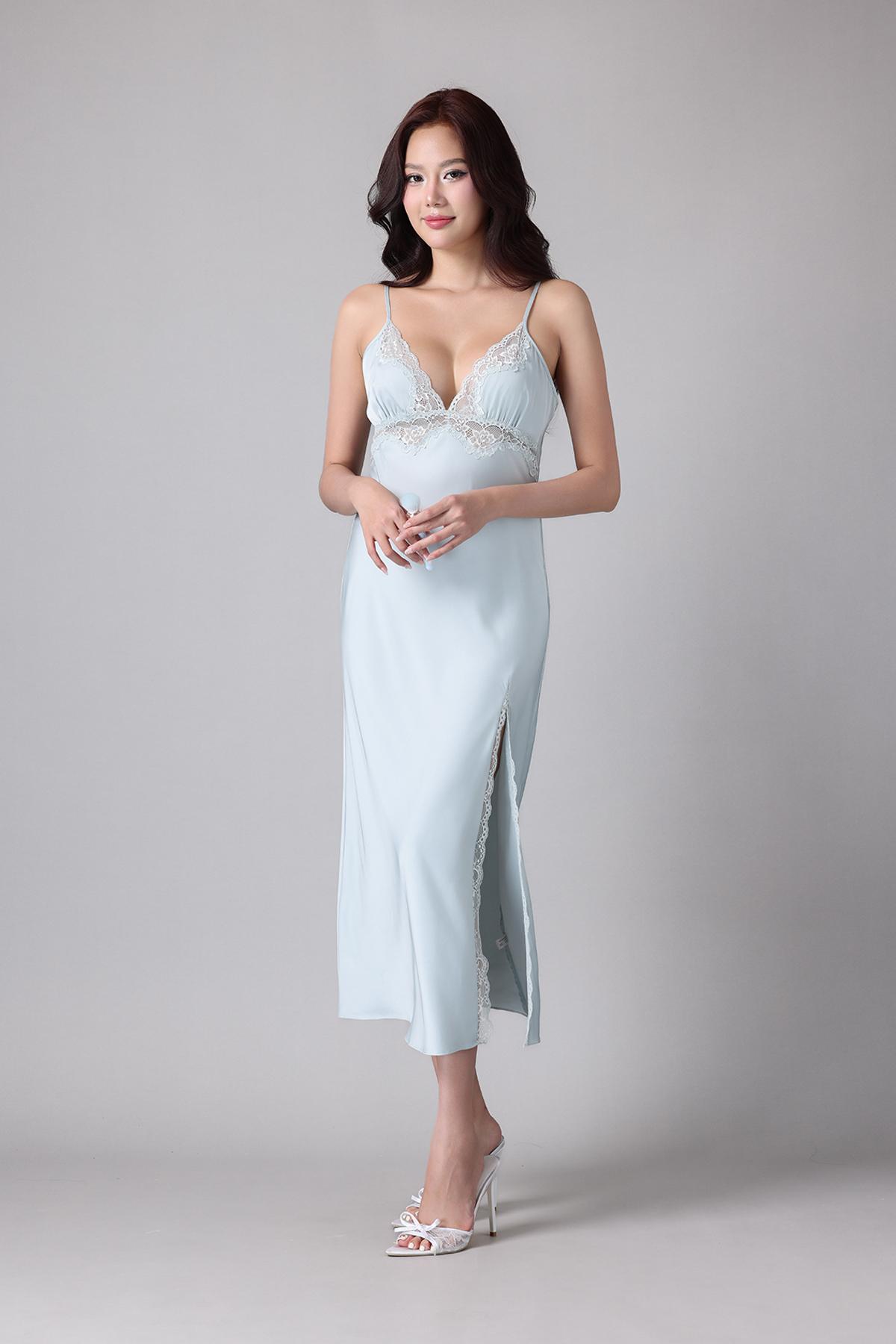 Đầm dài Vera by Chipu satin trơn phối ren - C0044