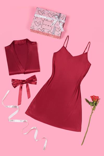 Hộp quà 8/3 - combo váy ngủ và kimono Satin trơn VERA