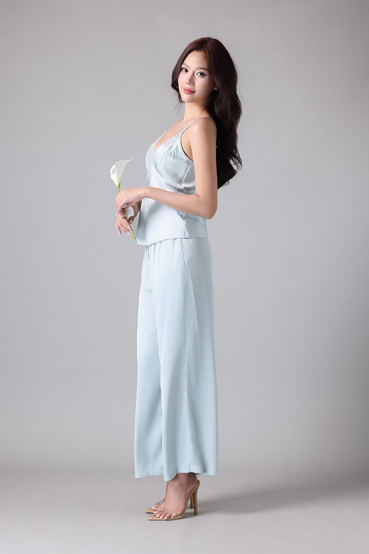 Bộ dài Vera by Chipu satin trơn phối ren - C0050