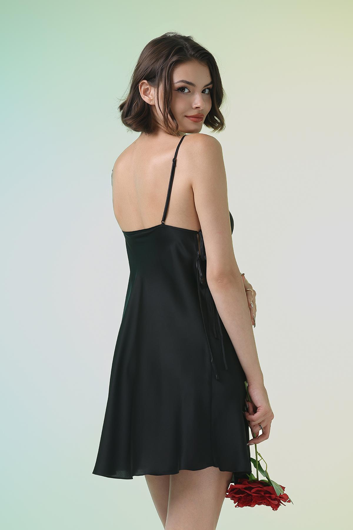 Đầm ngắn nữ Vera satin trơn - V0740