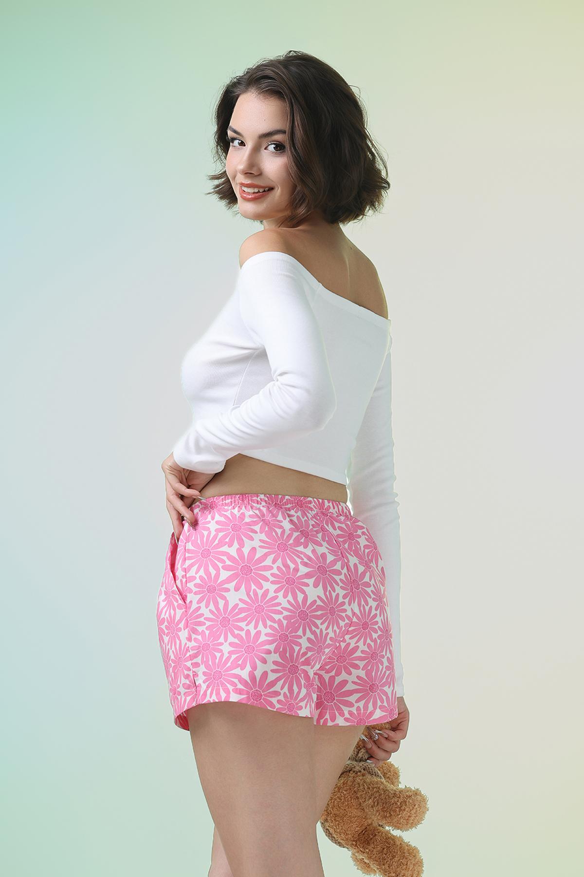 Quần short nữ Vera kate in - V0763